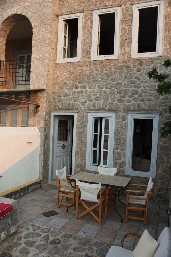 Vila Alkioni Stone House Hydra  Exteriér fotografie